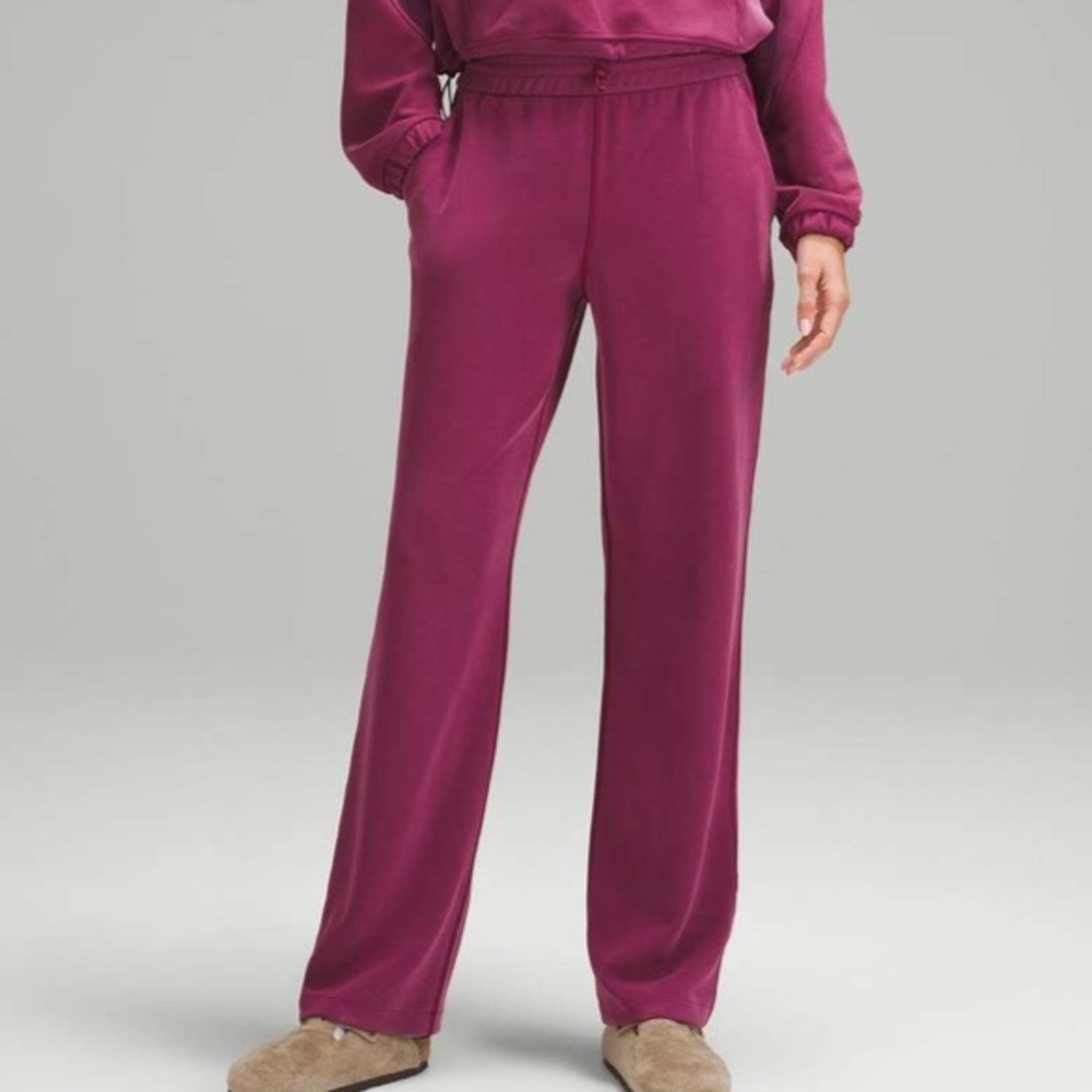 Lululemon Softstreme High-Rise Pant *Regular Deep Luxe Size 4